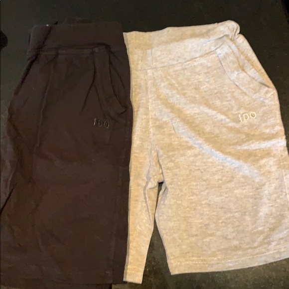 2 pair of Shorts - Picture 5 of 6